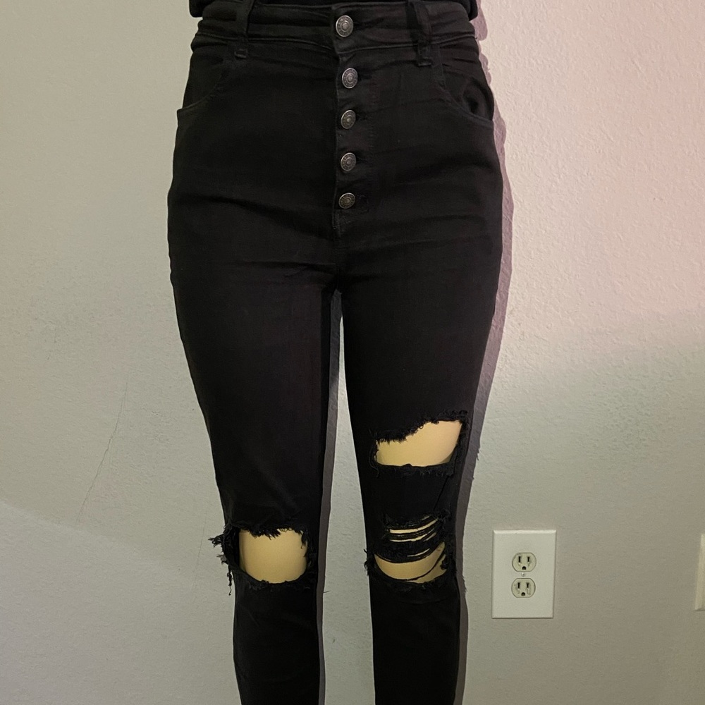 American Eagle black high waisted jeans.
